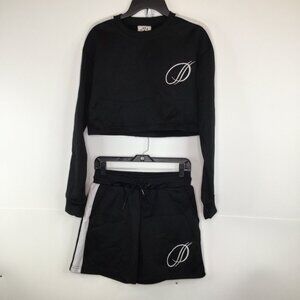 Women’s Black 2-Piece Set M – Cropped Long Sleeve Top & Shorts with Side Stripes